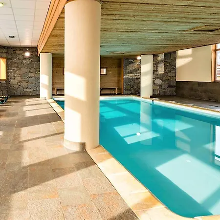 Cosy Avec Balcon, Parking Et Piscine, A 500m Des Pistes - Fr-1-267-271 Fontcouverte-la-Toussuire